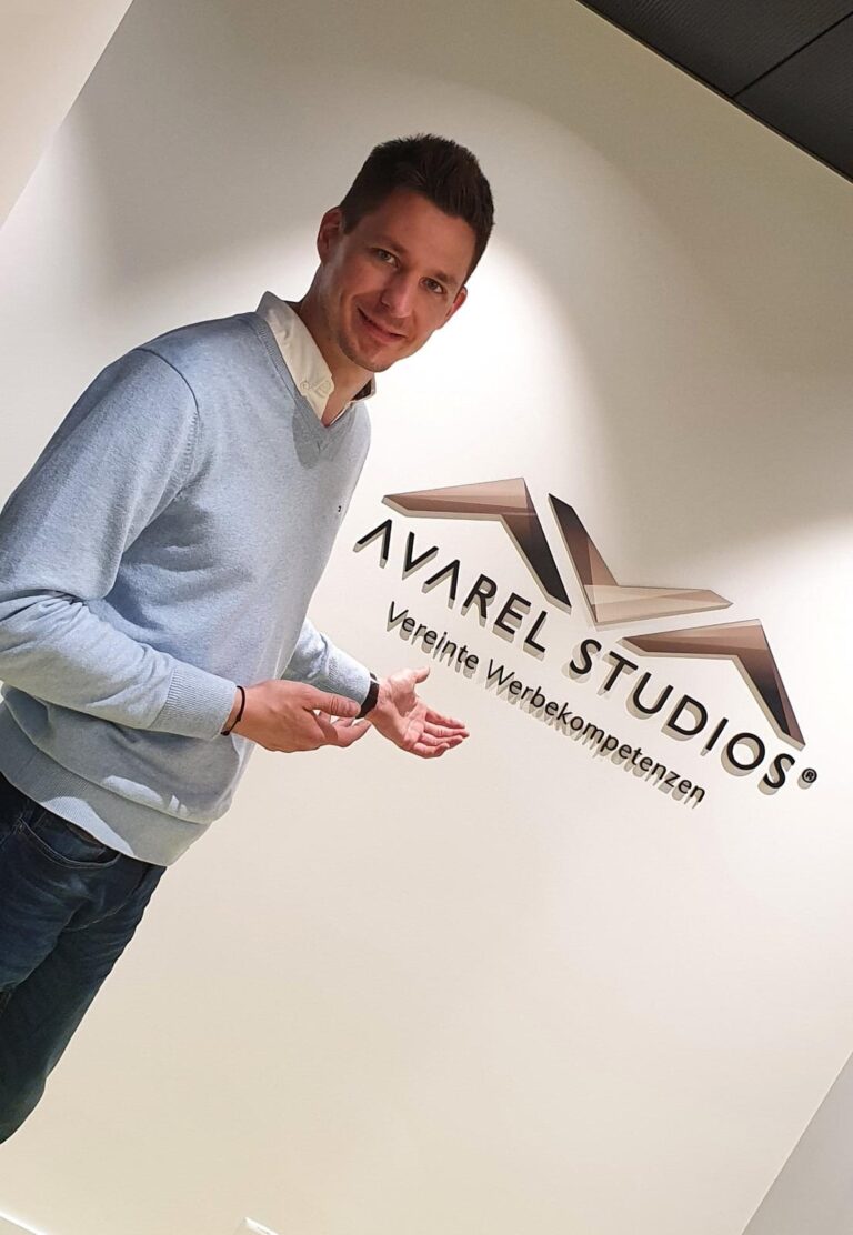 David Henzmann - Avarel Studios AG